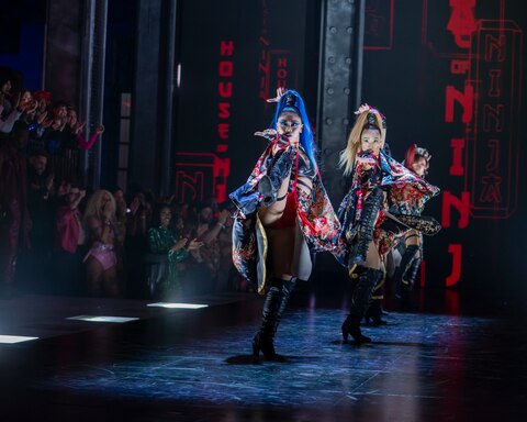 Legendary gallery image 1