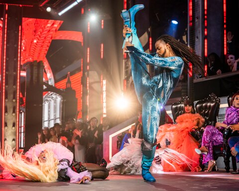 Legendary gallery image 6