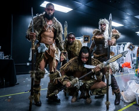 Legendary gallery image 8