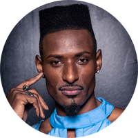 Dashaun headshot