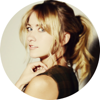 Meredith Hanger headshot