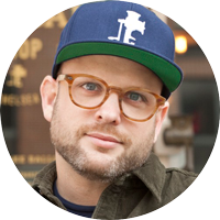 Daniel Holzman headshot